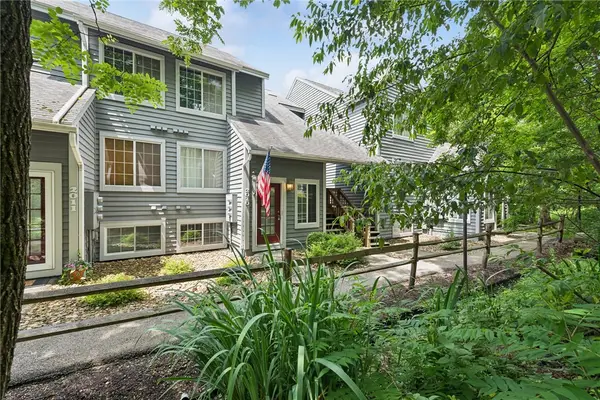 2010 South Ridge Terrace, Hidden Valley, PA 15502