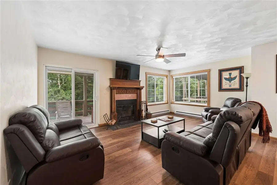 2010 South Ridge Terrace, Jefferson, PA 15502 - #2
