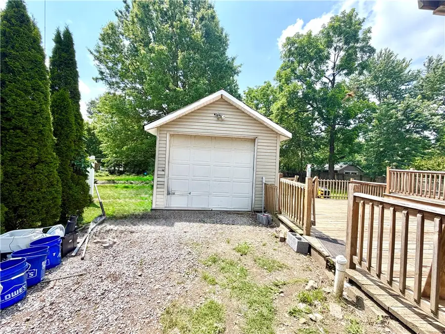 240 E Beaver St, Mercer, PA 16137 - #3