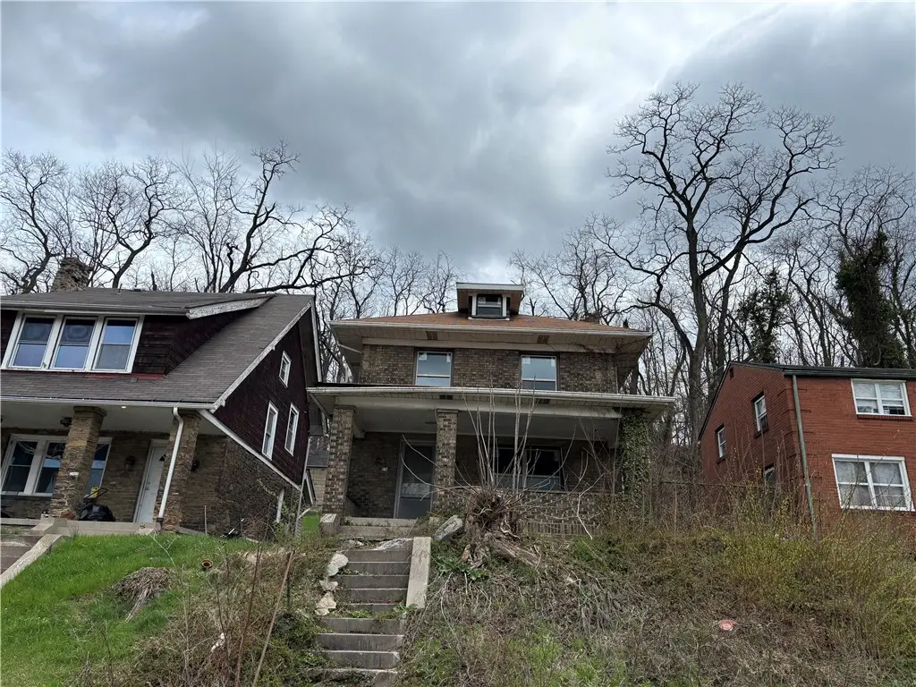 670 Princeton Blvd, Pittsburgh, PA 15221 - #1