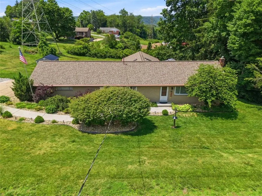 601 Wack Dr, Rochester, PA 15074 - #2