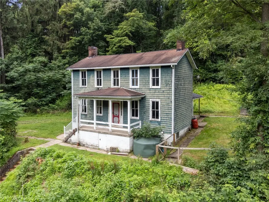 911 Whitten Hollow Rd, New Kensington, PA 15068 - #2