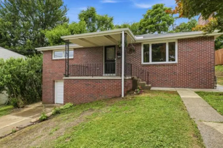 1735 Rebecca St, New Kensington, PA 15068 - #3