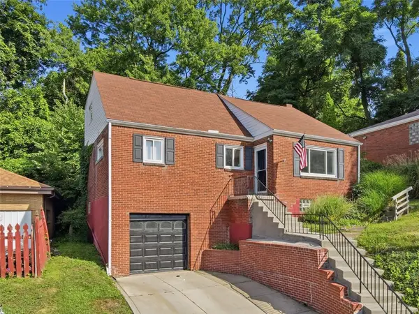 3856 Hilpert St, Pittsburgh, PA 15227