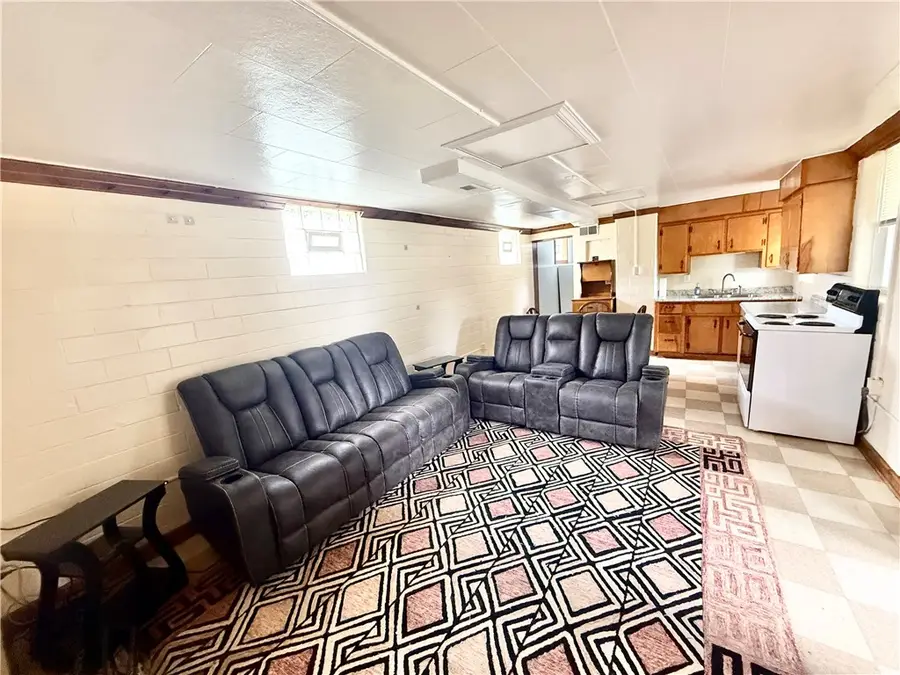 4481 W State St, Edinburg, PA 16116 - #3