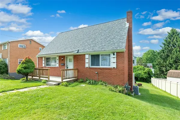 92 Stella Dr, Trafford, PA 15085