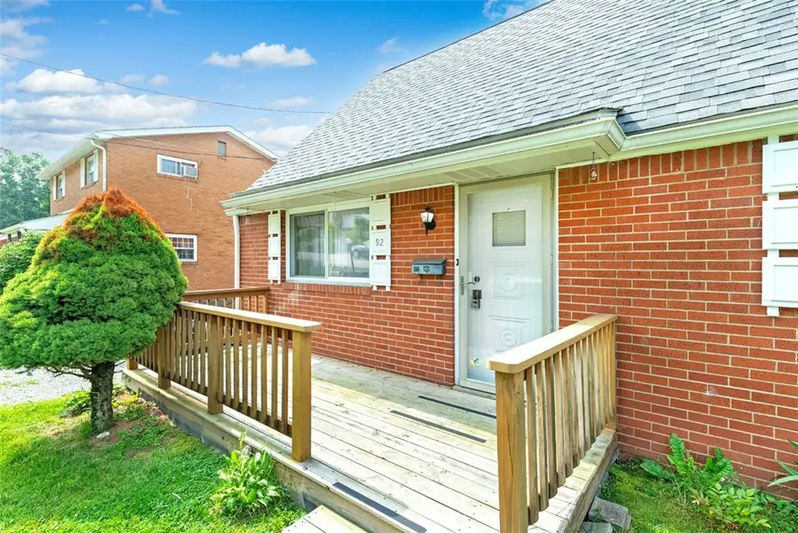 92 Stella Dr, Trafford, PA 15085 - #2