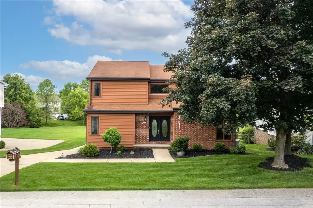 419 Woodcock Dr, Cranberry, PA 16066 - #1