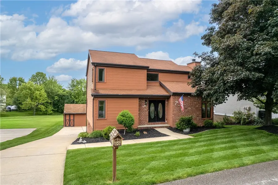 419 Woodcock Dr, Cranberry, PA 16066 - #2