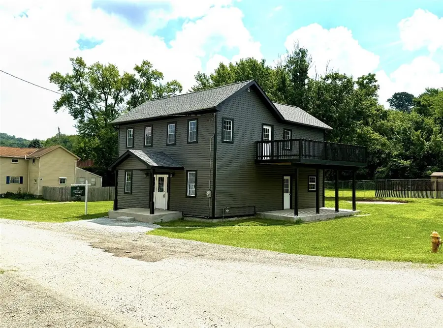 401 Lincoln St., Elizabeth, PA 15037 - #2