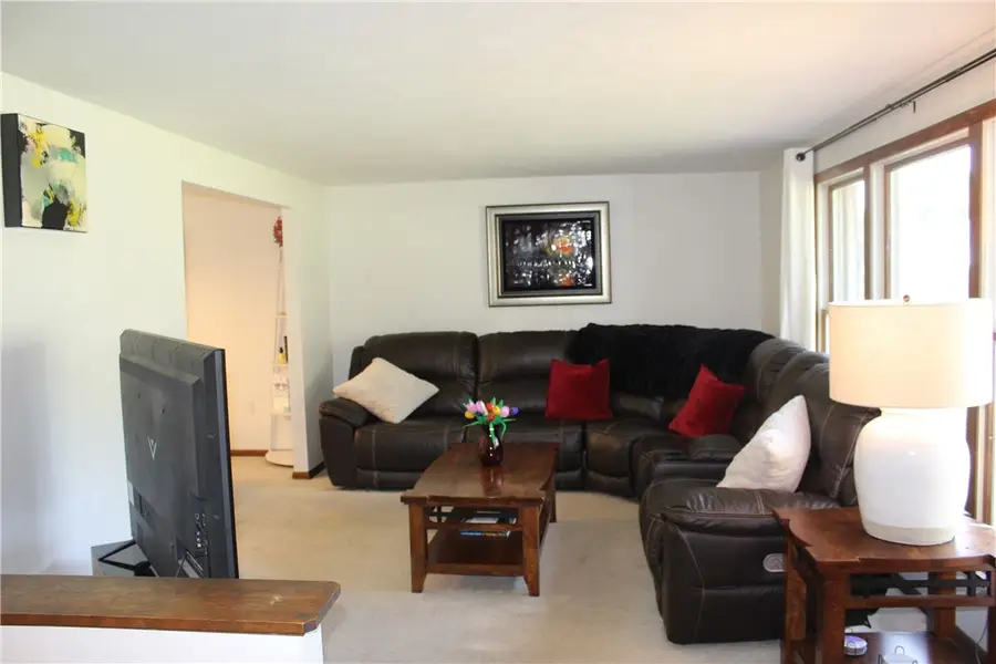 2407 Willow Drive, Murrysville, PA 15632 - #2