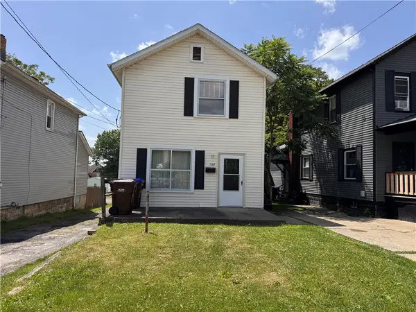 231 Jefferson Ave, Sharon, PA 16146
