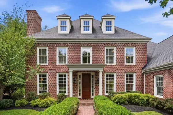 117 Preserve Valley Rd, Cranberry Twp, PA 16066