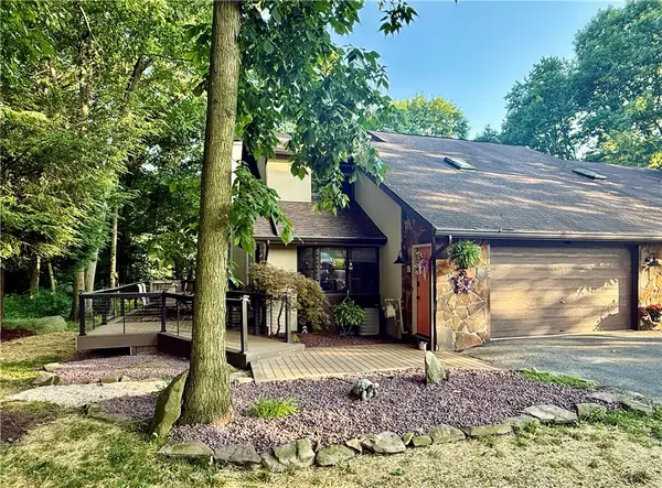 122 May Dr, Saxonburg, PA 16056