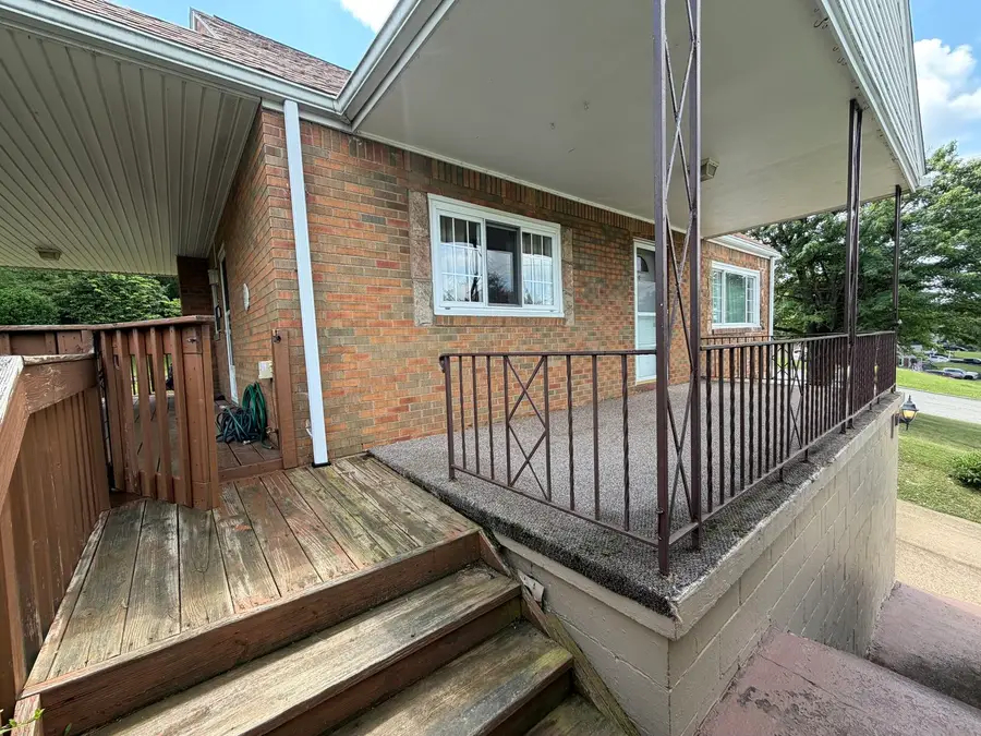 121 W Patty Lane, Monroeville, PA 15146 - #3
