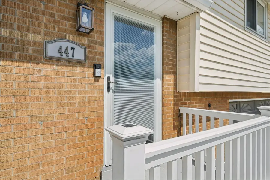 447 Saratoga Drive, Pittsburgh, PA 15236 - #2