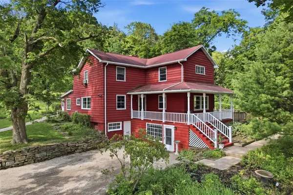 6113 Valencia Road, Valencia, PA 16059