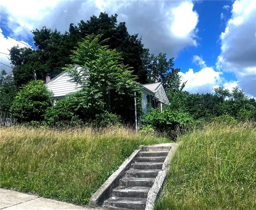 1316 Nokomis St, Pittsburgh, PA 15204 - #2