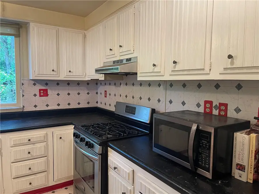 329 Stoneybrooke Drive, Cheswick, PA 15024 - #3