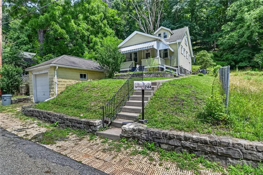 244 Hickory St, Kennedy, PA 15136 - #2