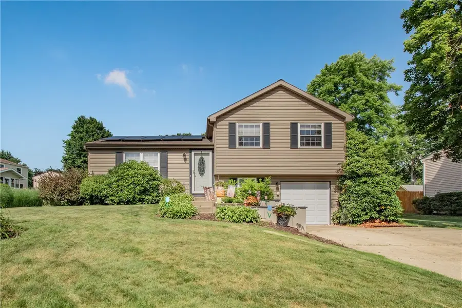 404 Anna Marie Dr, Cranberry, PA 16066 - #2