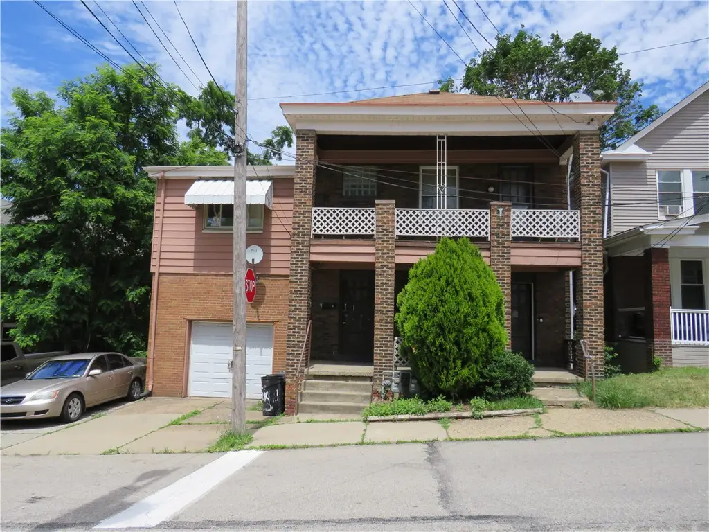 162 Parkfield St, Pittsburgh, PA 15210 - #1