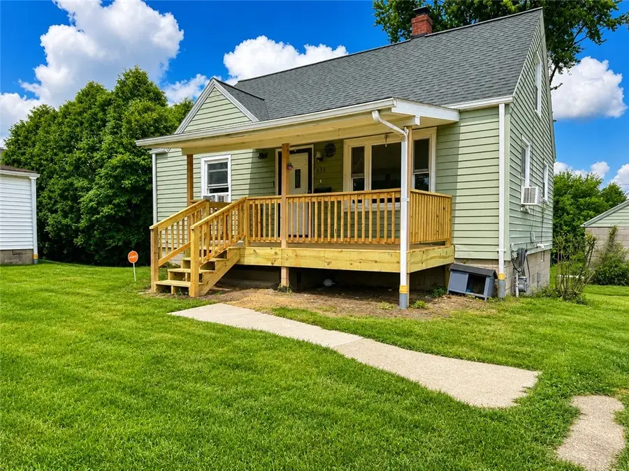 633 Crowder Ave, Sharon, PA 16146 - #2