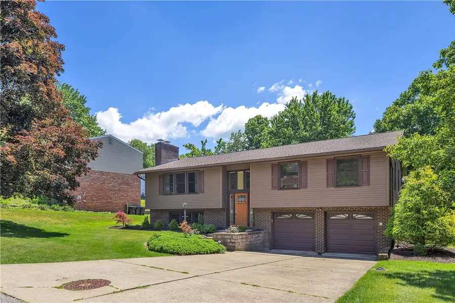 1928 Caribou Dr, Allison Park, PA 15101 - #2