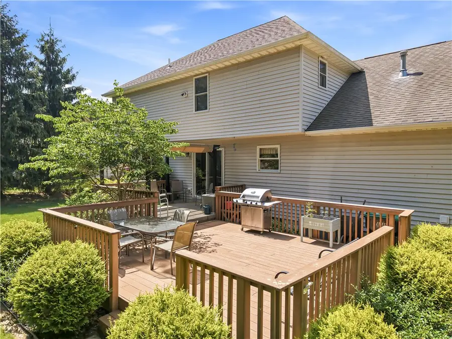 2357 Pierce Bluffs Drive, Hermitage, PA 16148 - #2