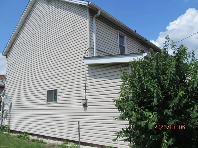 115 Ohio St, McKees Rocks, PA 15136 - #3