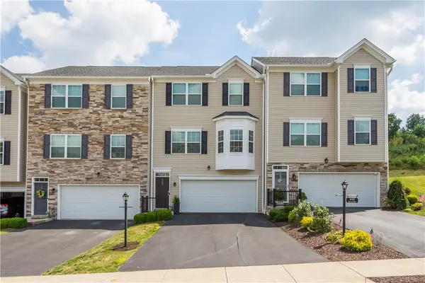 662 Freedom Dr, Carnegie, PA 15106