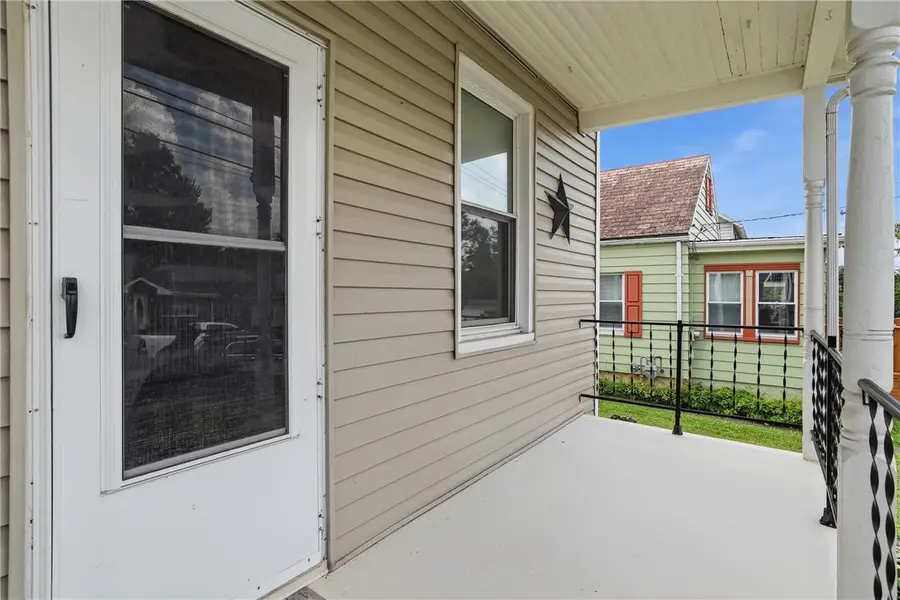215 Mckim St, Zelienople, PA 16063 - #3