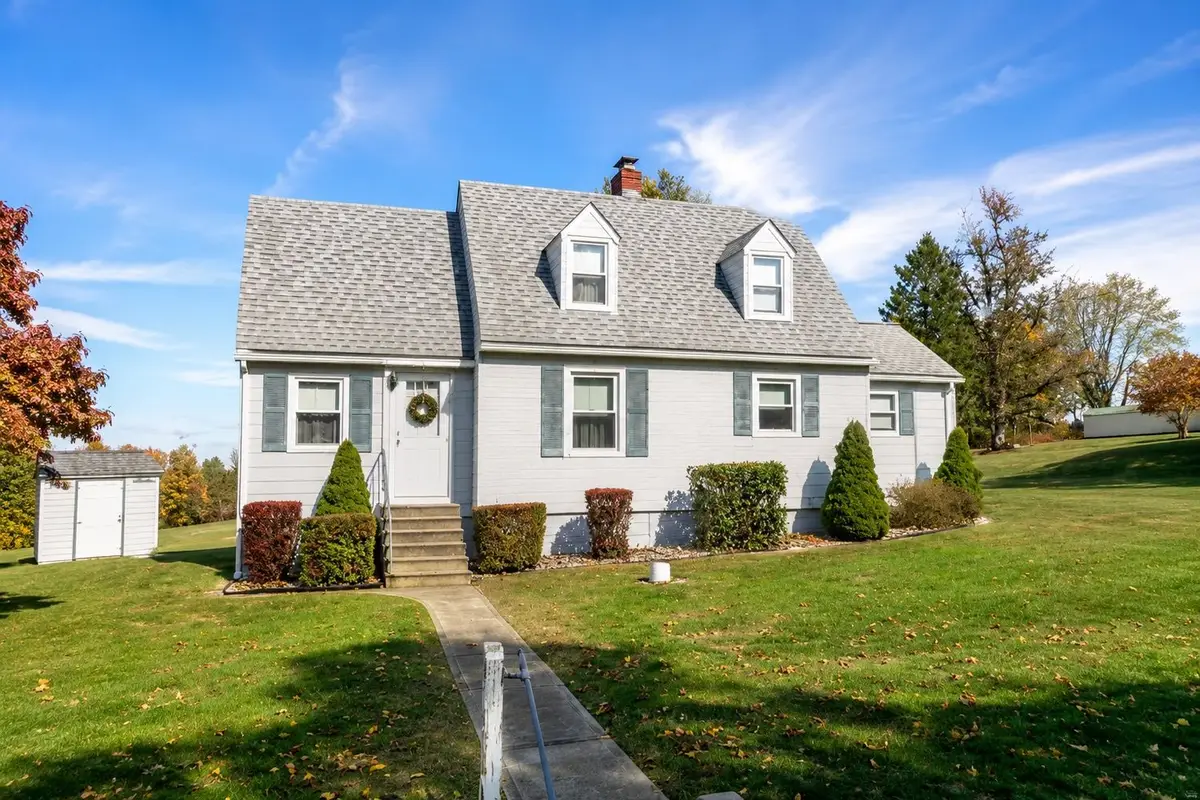 139 Holly Place Rd, Mount Pleasant, PA 15666 - #1
