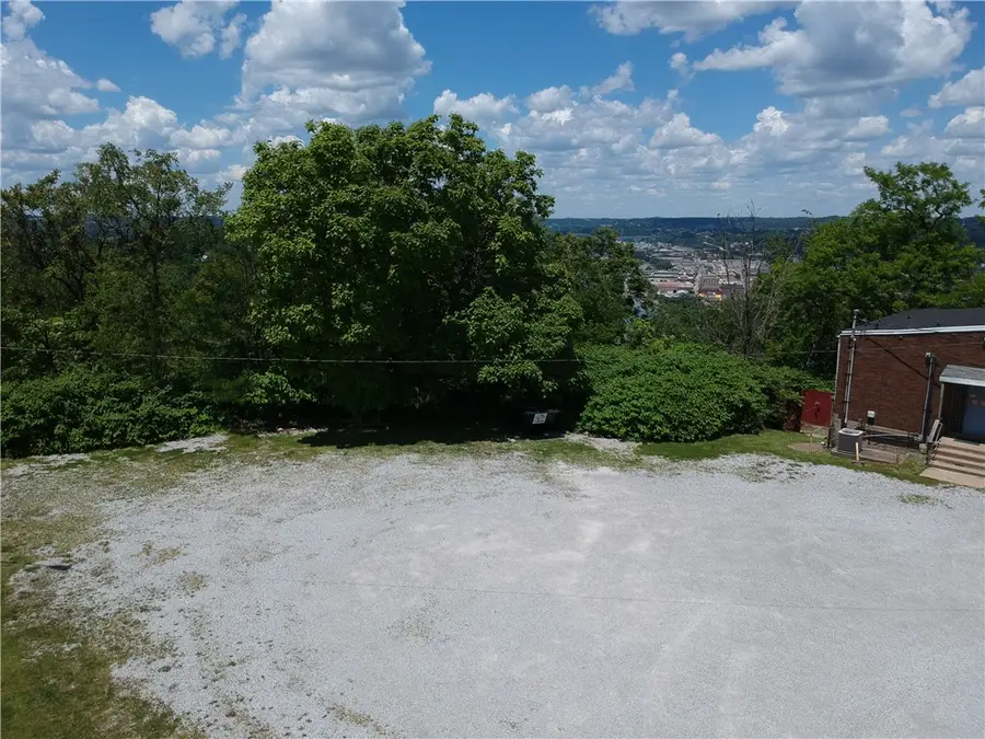 200 Fingal St, Pittsburgh, PA 15211 - #2