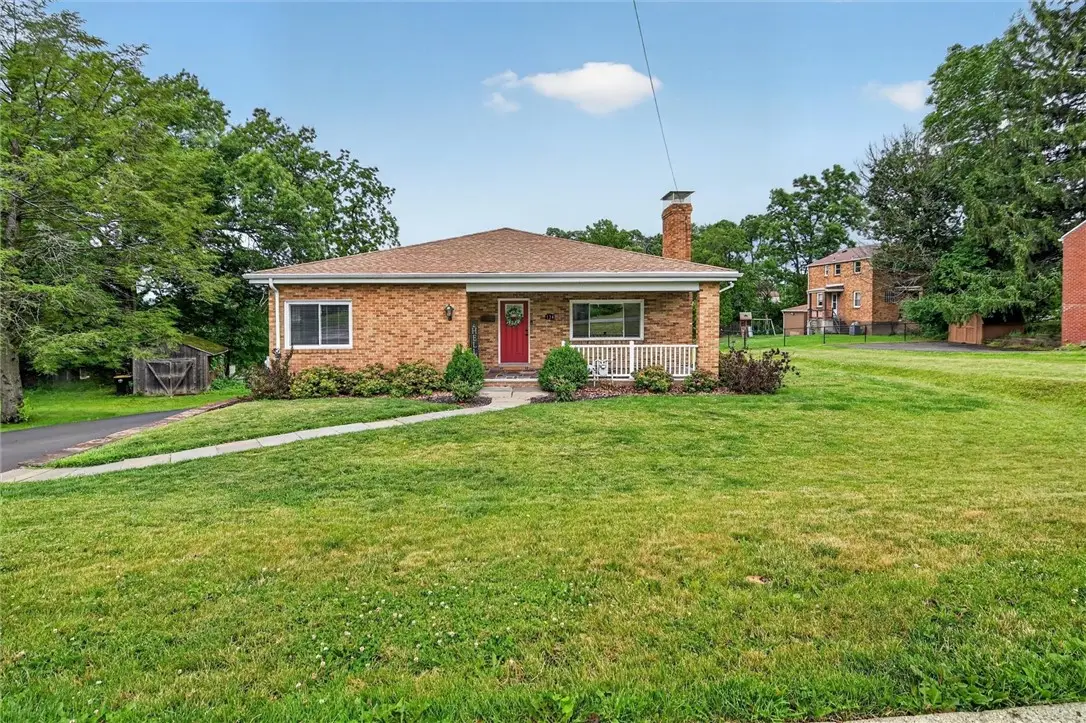 134 Meadowbrook Dr, Bethel Park, PA 15102 - #1