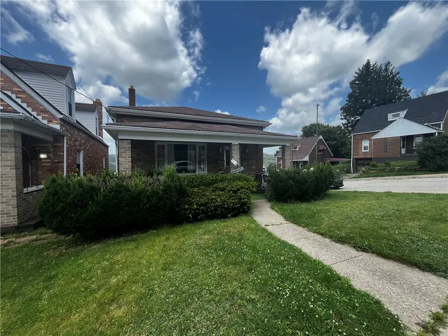 2031 Victoria Ave, New Kensington, PA 15068 - #2