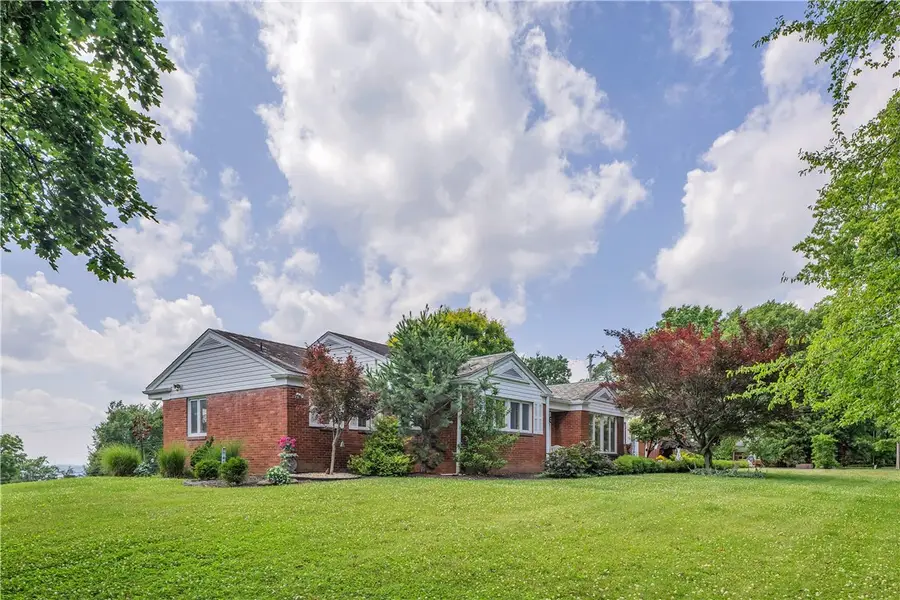 1 Swallow Hill Rd, Carnegie, PA 15106 - #2