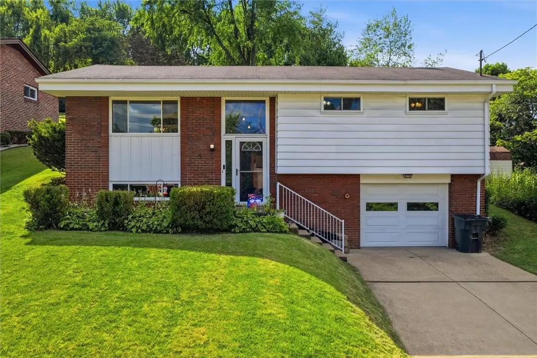 114 Kollar Dr, McKeesport, PA 15133 - #1