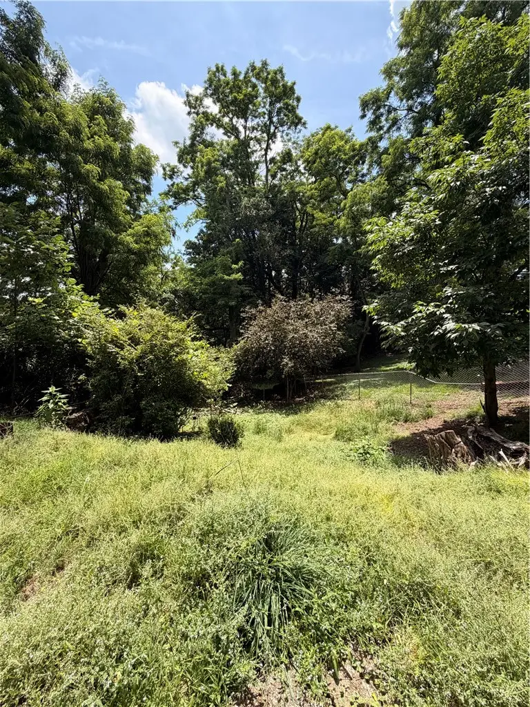 329 Highland Ave, Pittsburgh, PA 15229 - #2