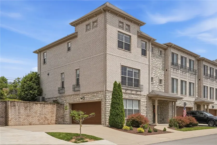 245 Lucca Ln, Pittsburgh, PA 15241 - #2