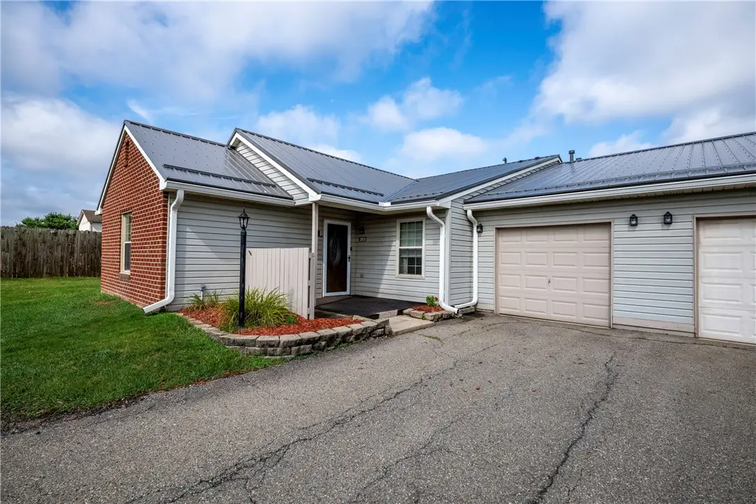 203 Brookstone Ct, Butler, PA 16001 - #1