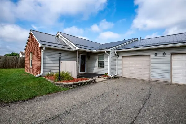 203 Brookstone Ct, Butler, PA 16001