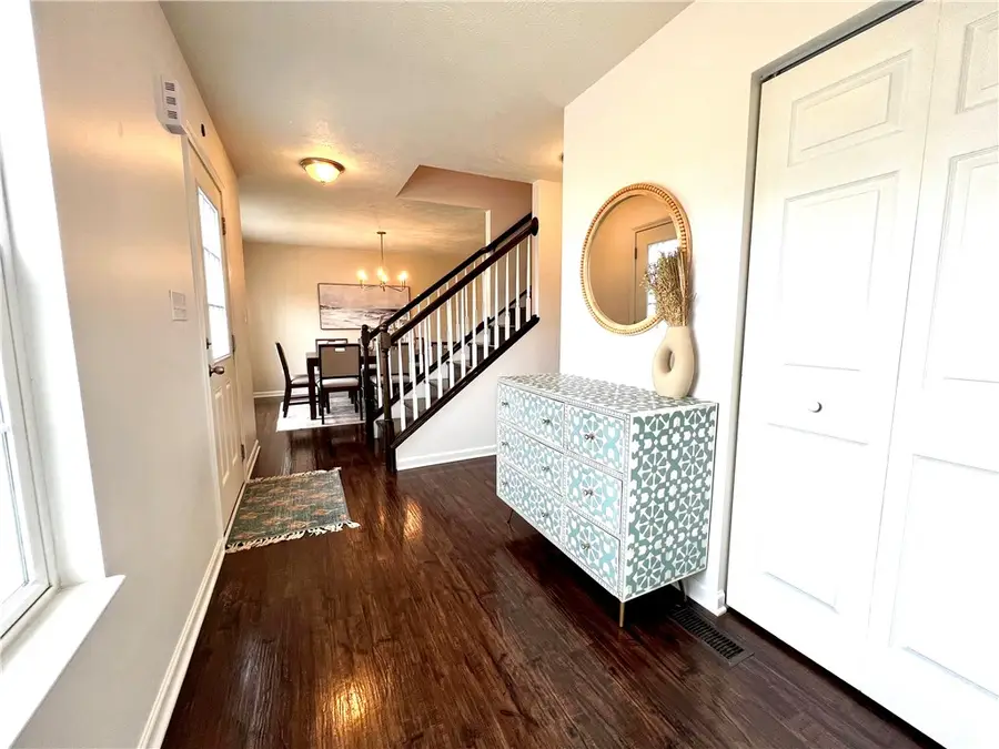 708 Culloden Court, Coraopolis, PA 15108 - #3