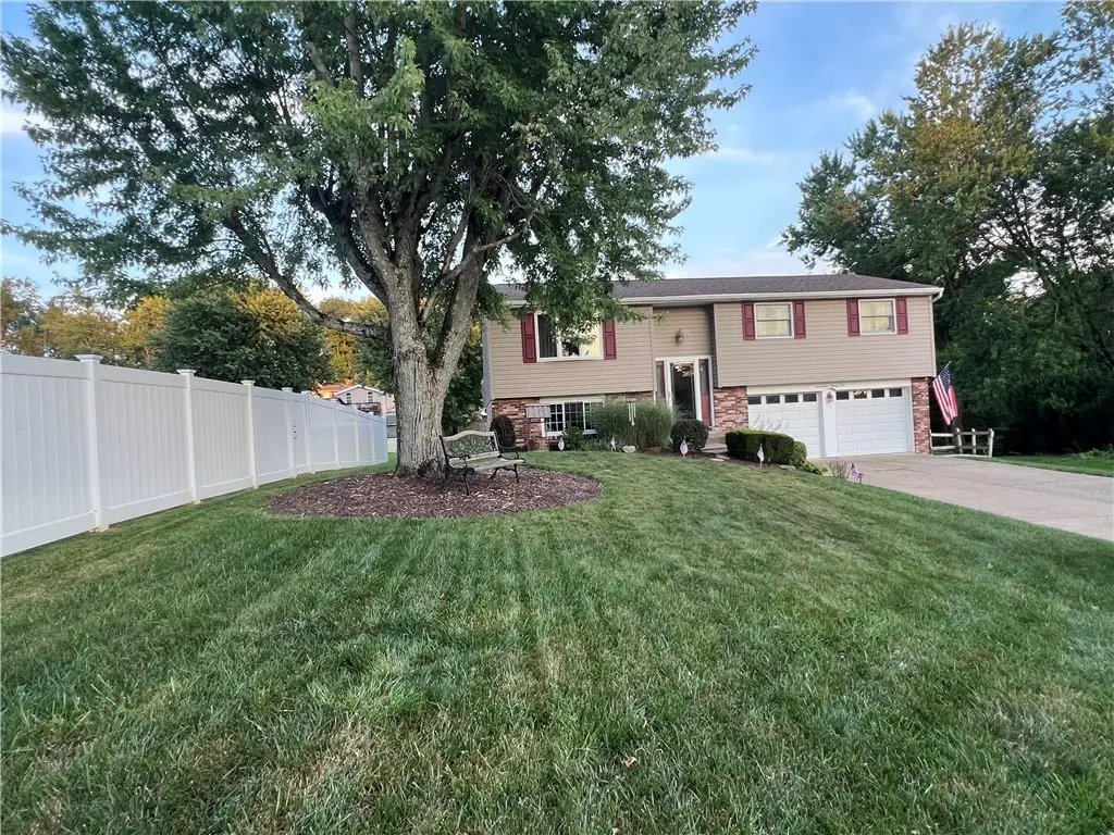 1795 Challen Ct, Irwin, PA 15642 - #1