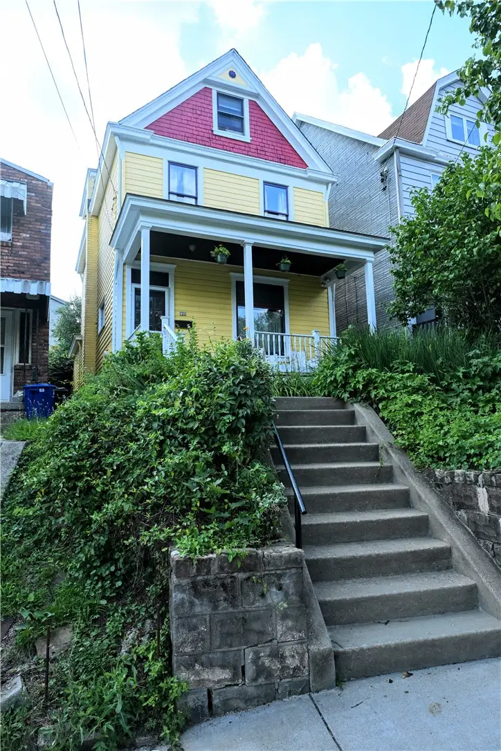 722 Boggs Ave, Pittsburgh, PA 15211 - #1