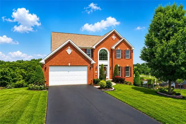 111 Walnut Dr, Mckees Rocks, PA 15136