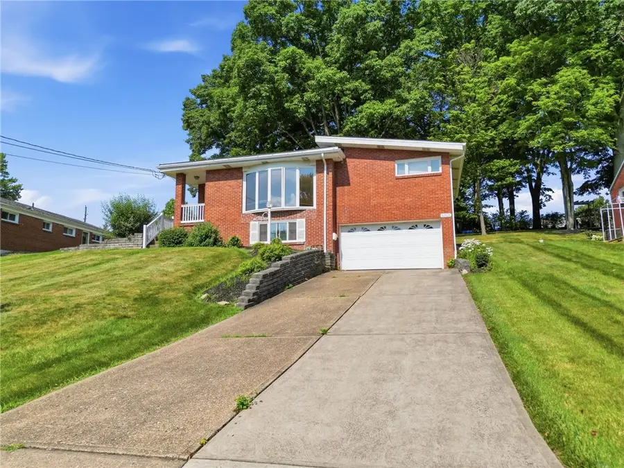 5528 California Ave, Bethel Park, PA 15102 - #2