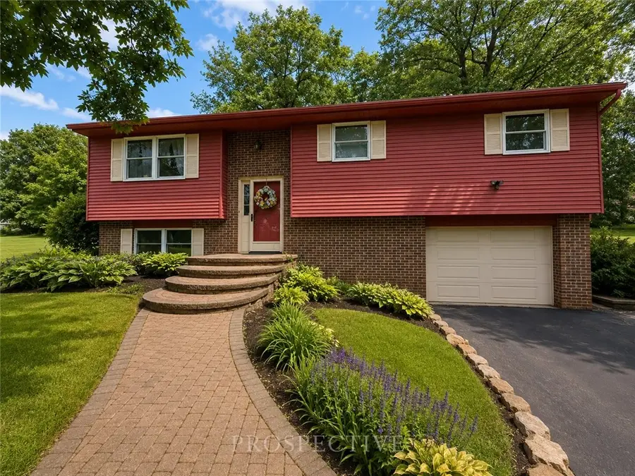 198 Myers Rd, Vandergrift, PA 15690 - #2