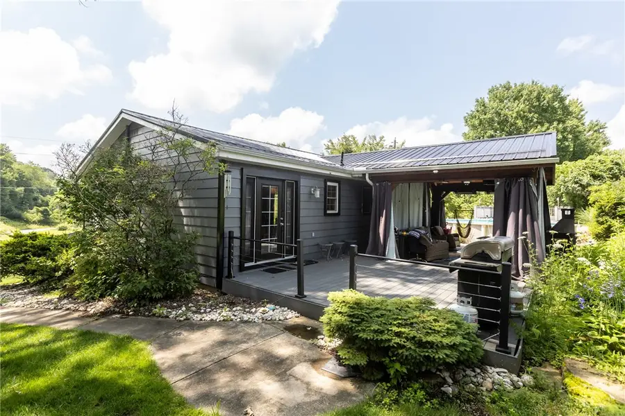 519 Gas Valley Rd, Georgetown, PA 15043 - #3