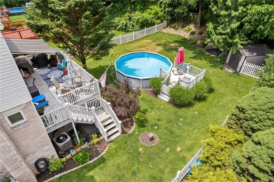 1033 Maripat Dr, South Park, PA 15129 - #2